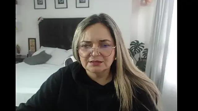samy_vsn from StripChat is Freechat