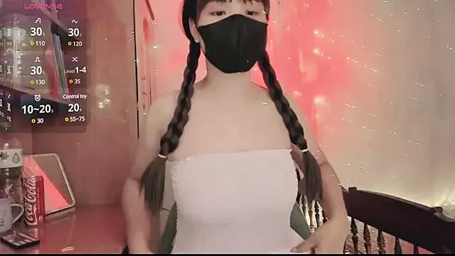 SanaAnika from StripChat is Freechat