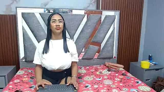 sanabrl_tits from StripChat is Freechat