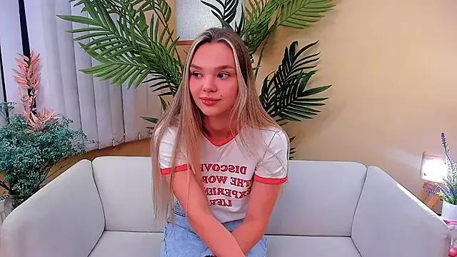 SandaAsken from StripChat is Freechat