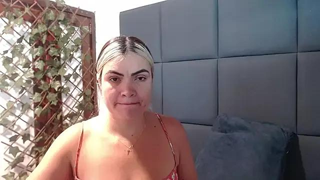 sandra_perez1 from StripChat is Freechat