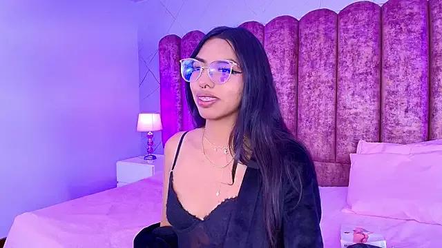 Sapphire_01 from StripChat