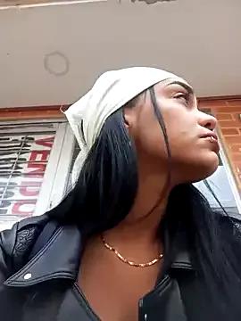 Sara-77 from StripChat