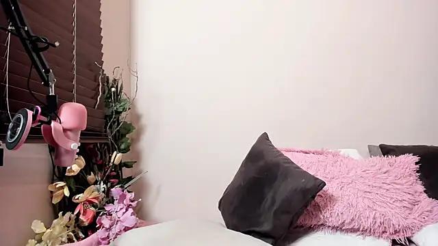 sara__lynn from StripChat