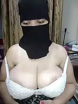 Sara_Arabica69 from StripChat is Freechat