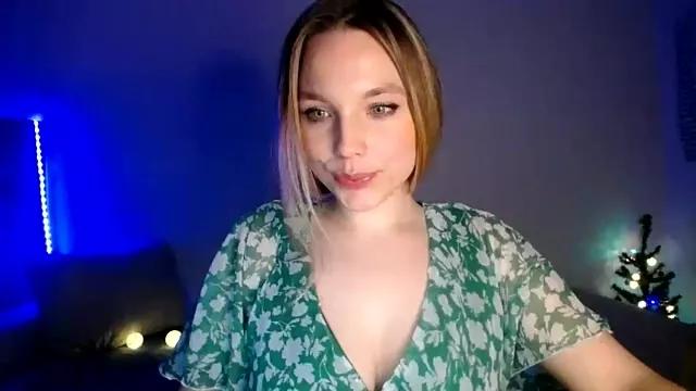 Sara_Browney from StripChat