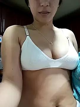 Sara_Brownx from StripChat