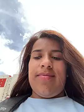 sara_loveyou01 from StripChat