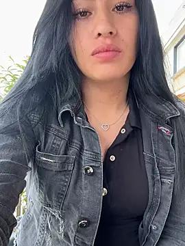 Sara_luna_ from StripChat