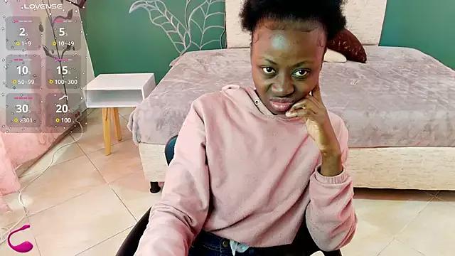 Sara_Naugty from StripChat