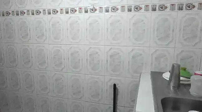 Sara_Paolaaa from StripChat