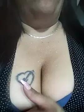 sara_pineros from StripChat