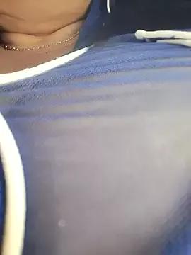 sara_pineros from StripChat is Freechat