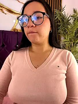 sara_roy04_ from StripChat is Freechat