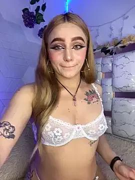 Sara_Sophia420 from StripChat