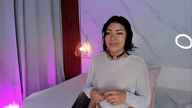 sara_zc from StripChat