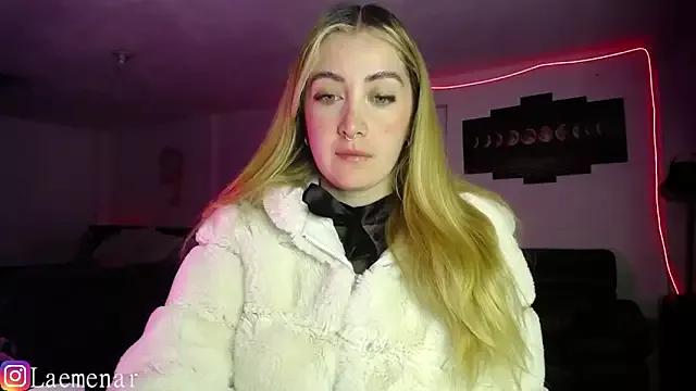 Saraa-Smith webcams show profile image 