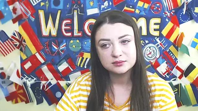 Saraah_doll from StripChat is Freechat
