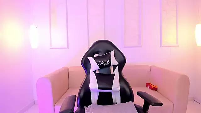 Saraakushh from StripChat