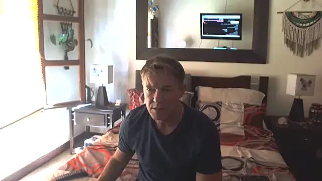 SaraandJuanDP from StripChat is Freechat