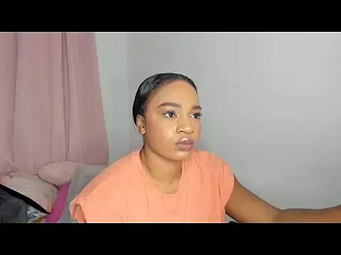 SaraaWalton1 from StripChat
