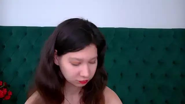 SaraDenar from StripChat