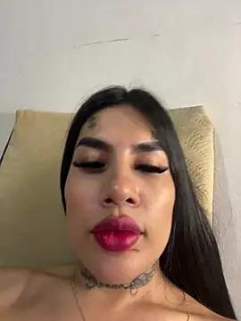 saragill323 from StripChat