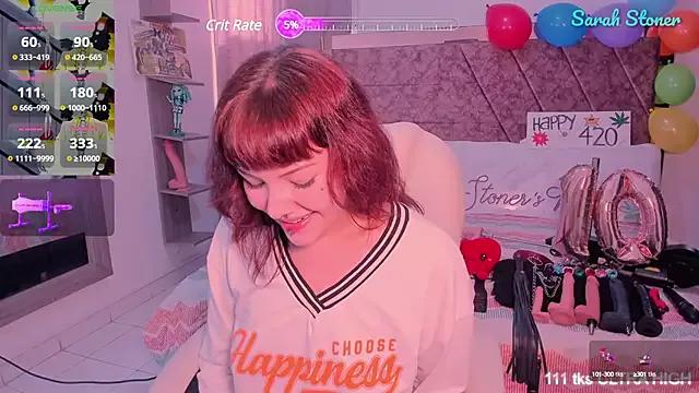 Discover our girls online shows and discover the company of countless livestreamers, with stunning shapes, sex toys and more.