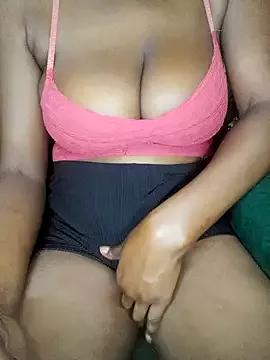 Sarah56 from StripChat is Freechat
