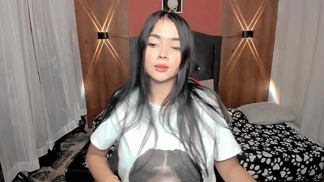 Sarah_angell from StripChat
