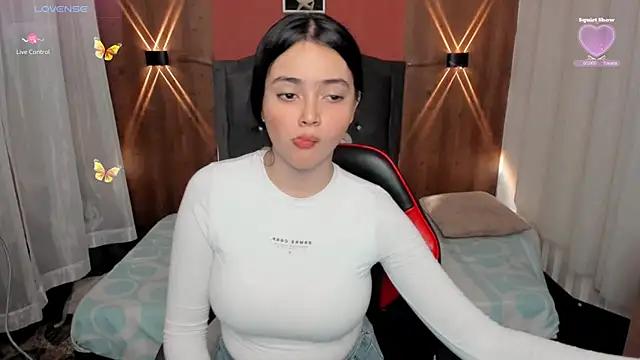 Sarah_angell from StripChat