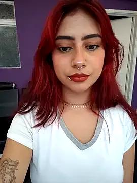 Discover our girls online shows and discover the company of countless livestreamers, with stunning shapes, sex toys and more.