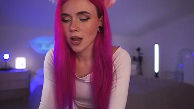 Sarah_Pink from StripChat