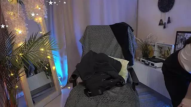 Sarah_Son from StripChat