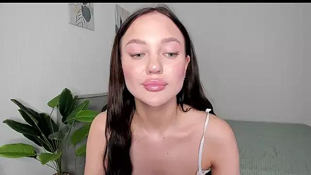 sarahphyllis from StripChat