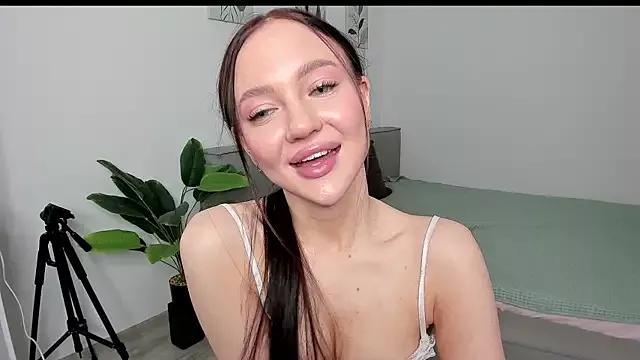 sarahphyllis from StripChat