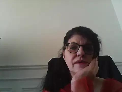 sarahspotlight from StripChat is Freechat