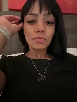 Sarajames from StripChat