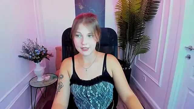 SaraMayki from StripChat