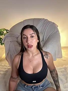 Sarapalmer1 from StripChat