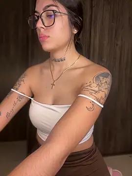 Sarasanders_4 from StripChat