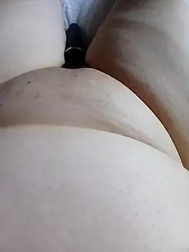 Sarasarasa1 from StripChat is Freechat