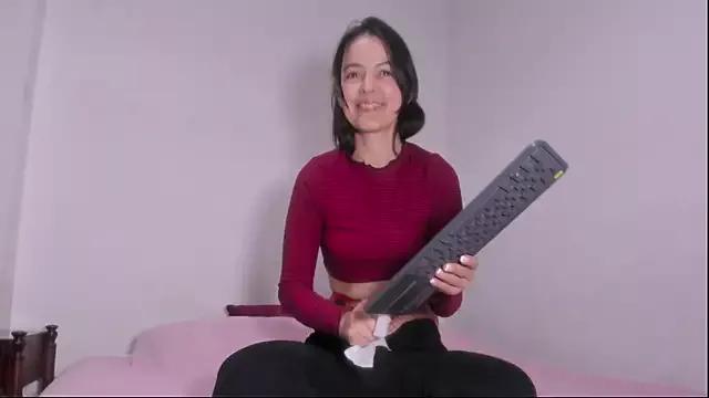 sarasweet_4 from StripChat