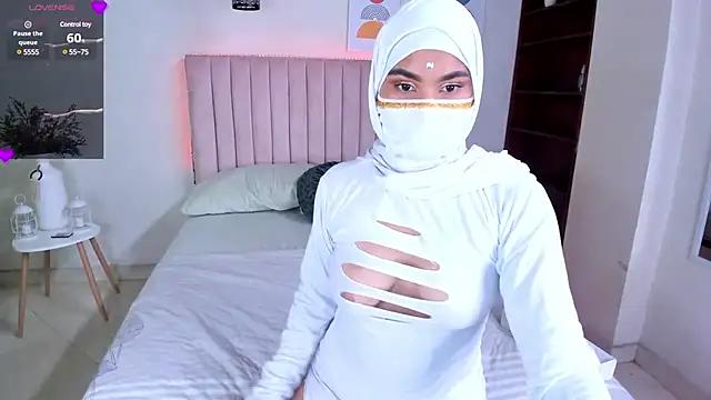 saray_halam from StripChat