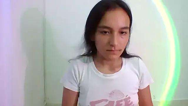saris_kitty807 from StripChat is Freechat