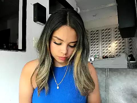 sarita-moree from StripChat is Freechat