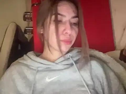 sarrah_rossy from StripChat