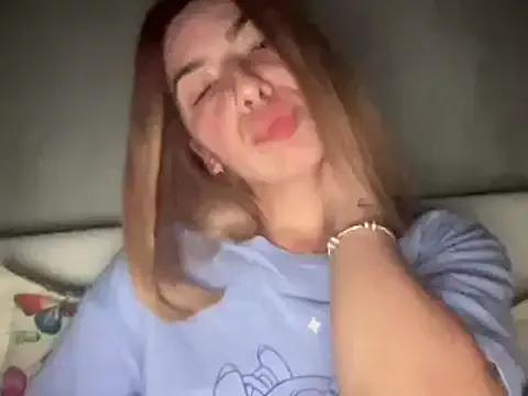 sarrah_rossy from StripChat