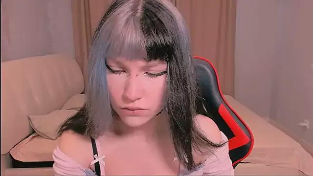 Sasha_Garcia from StripChat is Freechat