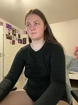 Sasha_Kitten from StripChat